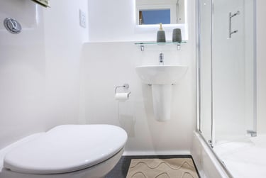 1 bed studio, Hollingdean Road, Elm Grove, Brighton, BN24QY - Image 4